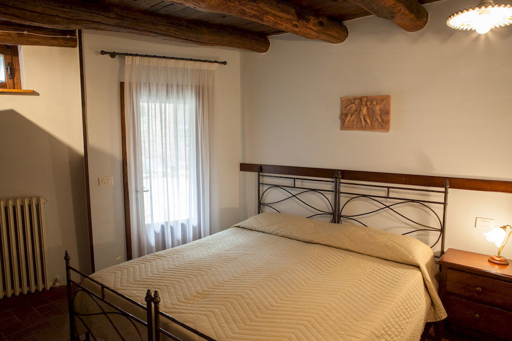 Borgo Dei Corsi Holiday House Reggiolo Exterior photo