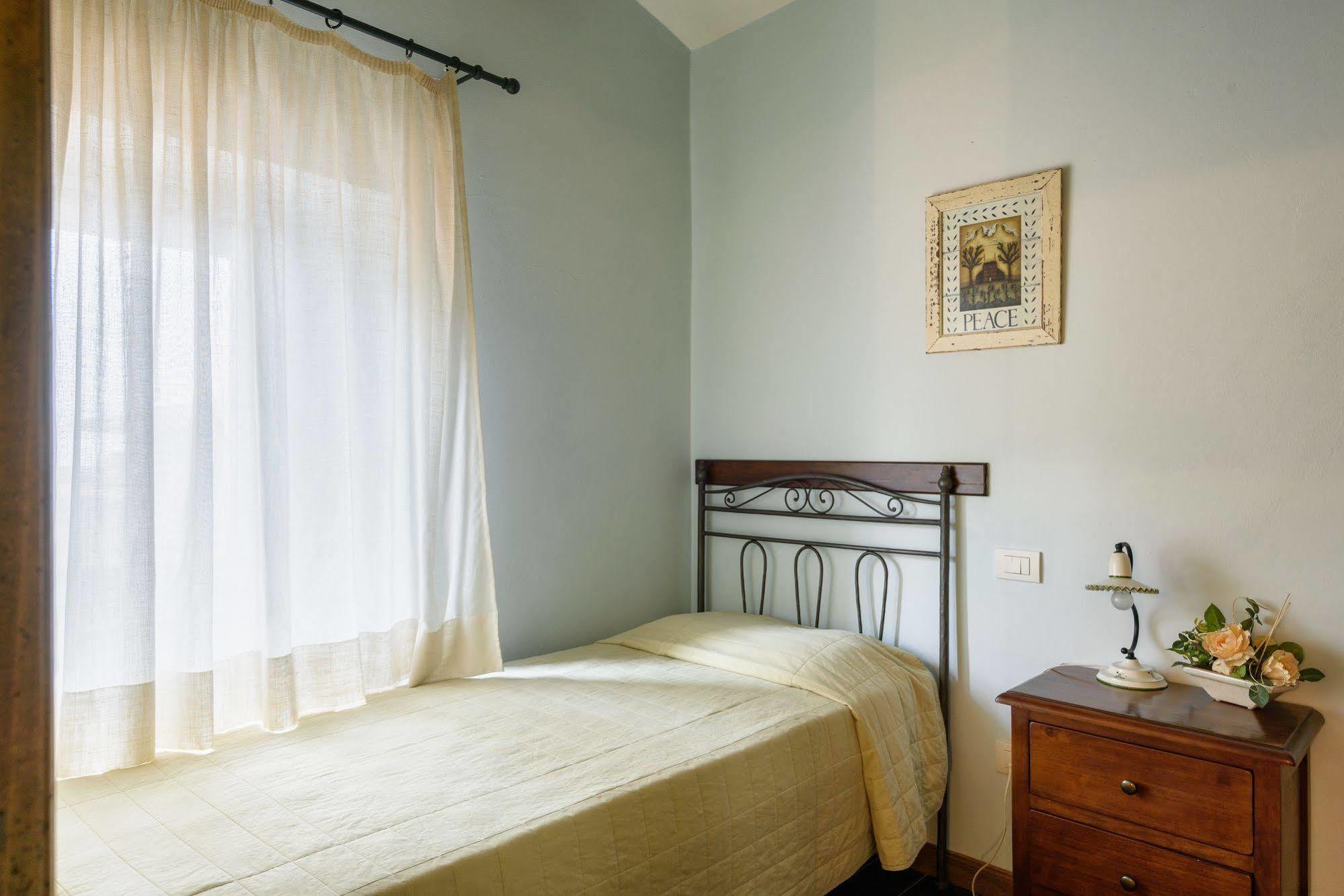 Borgo Dei Corsi Holiday House Reggiolo Exterior photo